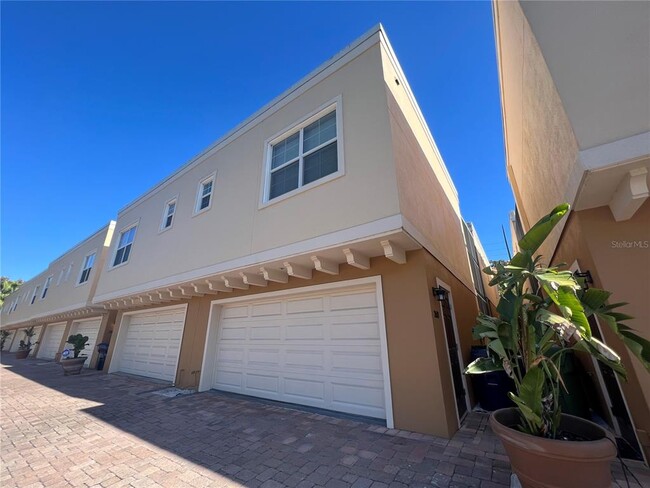 Photo - 3621 S MacDill Ave Townhome