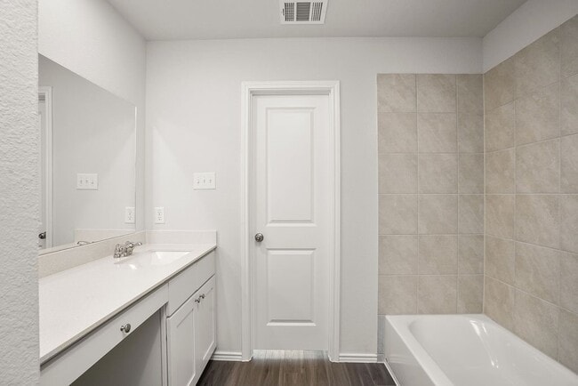 Building Photo - 3013 Wood Lily Dr