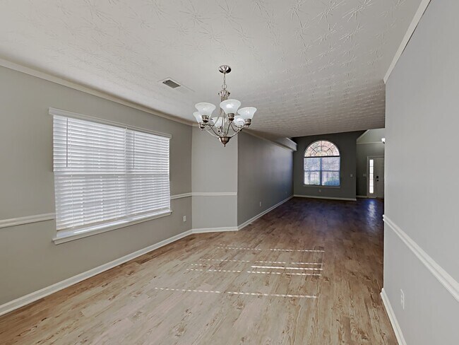 Photo - 1020 Ivey Ln