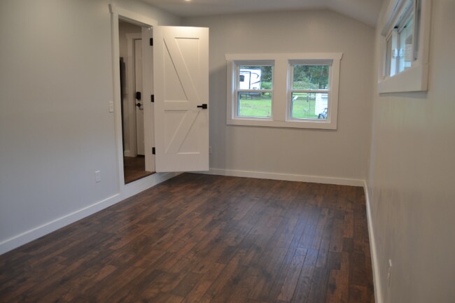 Photo - 64-66 Eastford Rd Unit 64