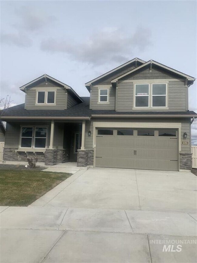 Building Photo - Like New Meridian Home!