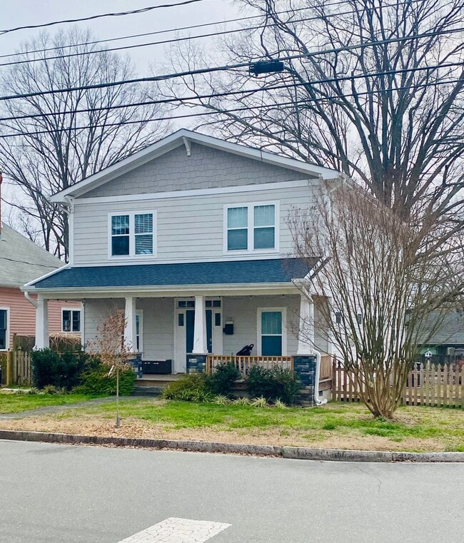 Photo - Spectacular 4Bed/3Bath Minutes to Duke with Fenced In Yard