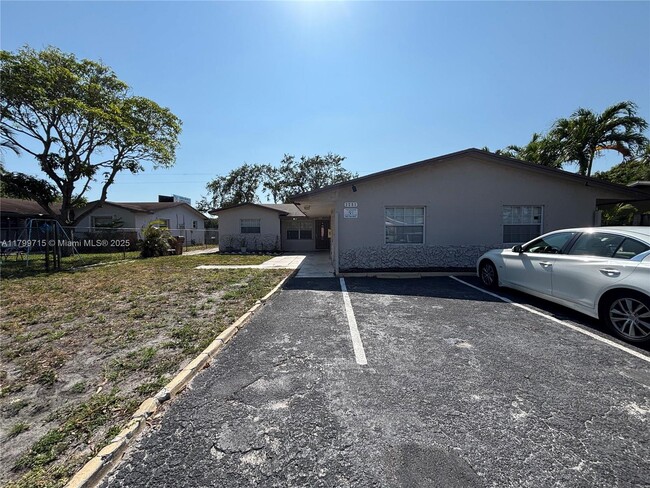 Photo - 1251 SW 11th Ave Apartamento Unidad 2