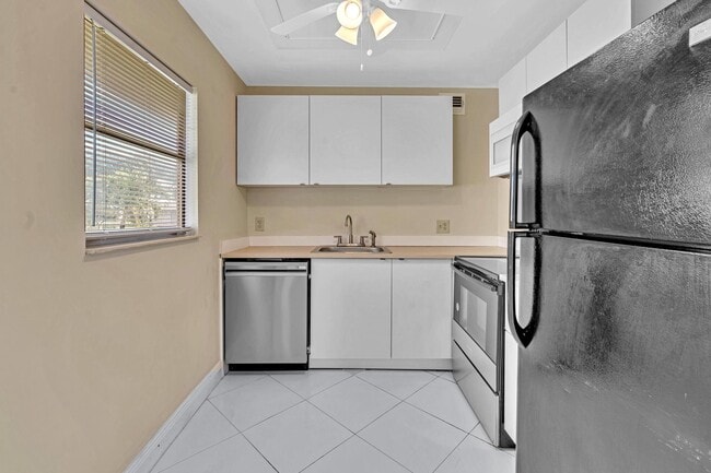 365 Flanders Dr Unit H