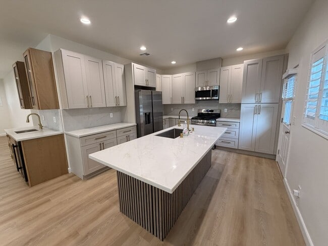 Photo - 2947 Dalton Ave Unit 2947