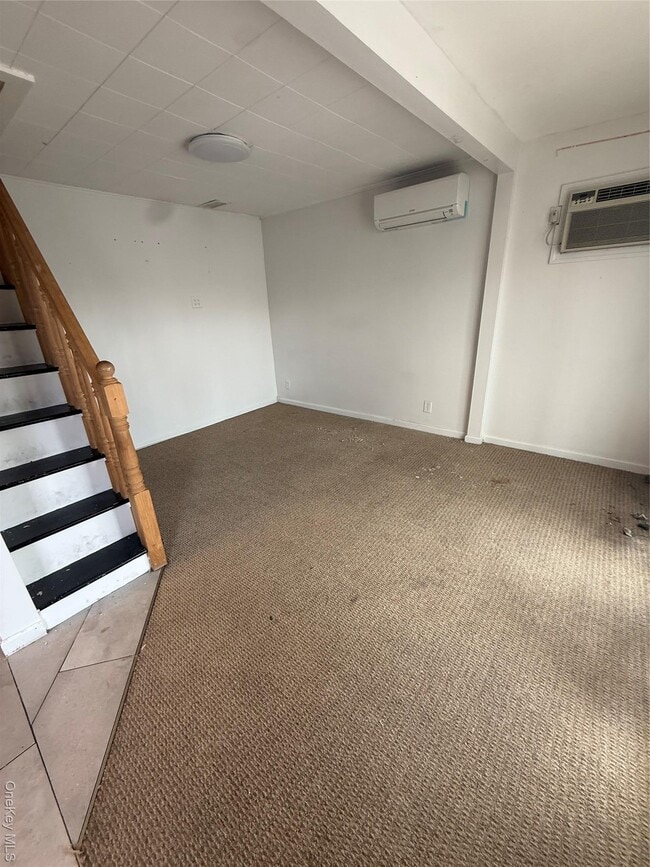 Photo - 46-20-4190 190th St Unit 2FL