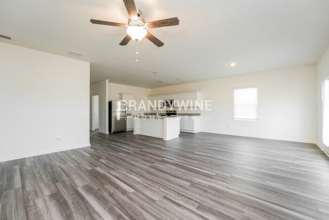 Photo - 34 Rowlett Pl