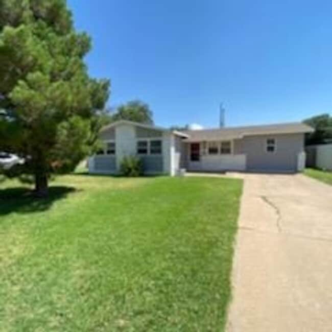 Photo - $0 First Month's Rent / $0 Deposit at Move-in