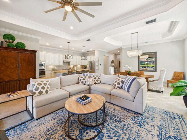 Photo - SEASONAL RENTAL – Available November throu...