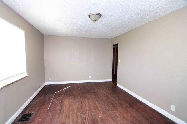 Photo - 2 Bedroom 1 Bathroom House