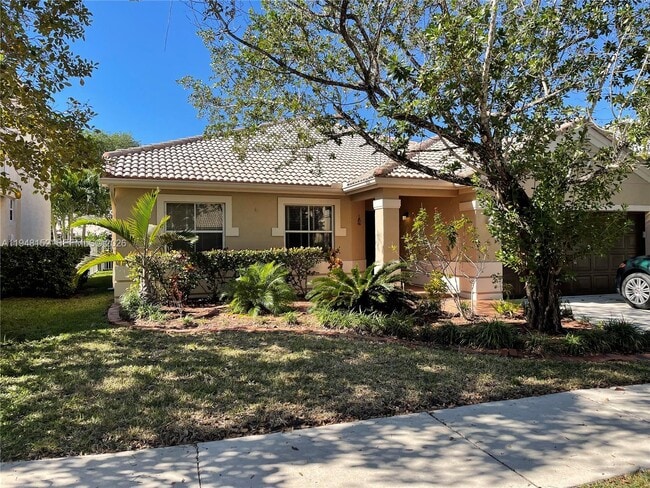 Building Photo - 4192 Laurel Ridge Cir Unit 4192