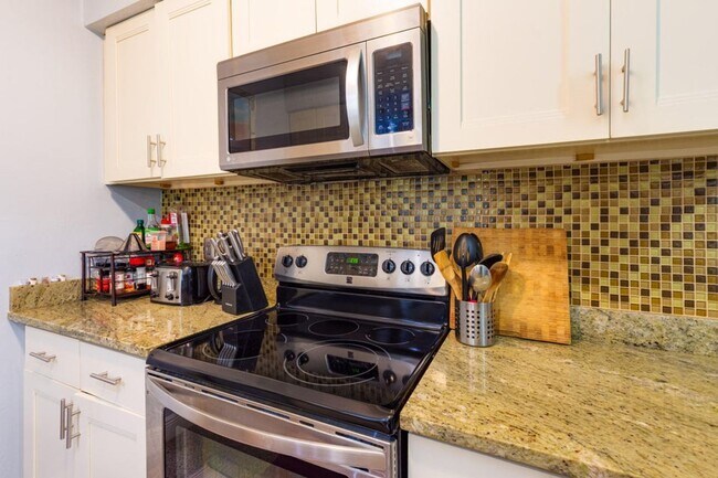 Photo - 145 SE 3rd Ave