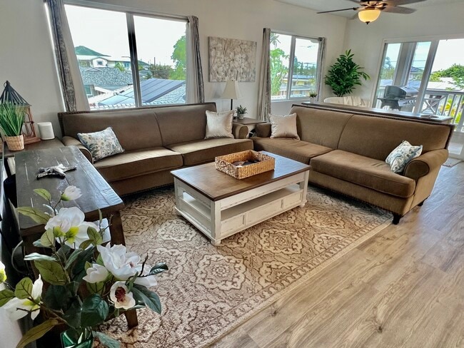 Photo - 451 Lanae Way