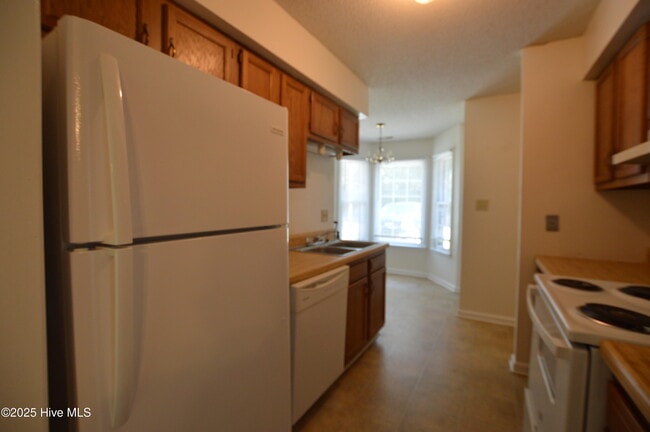 Photo - 1955 Rolling Ridge Dr