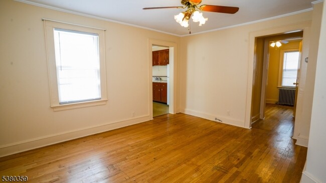 Photo - 307 Monroe St Unit 2