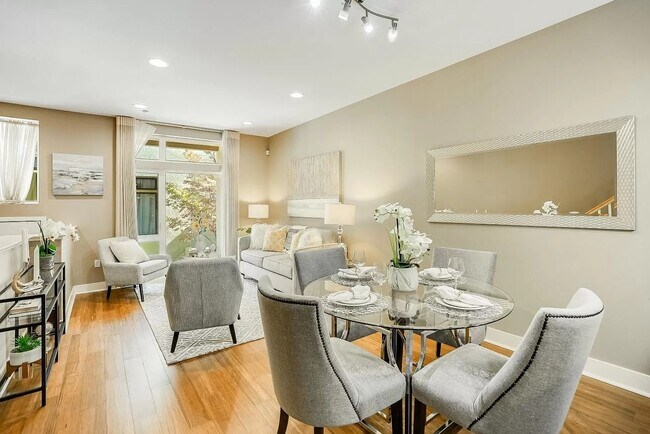 Combined living & dining perfect for entertaining - 3733 Egret Ln Townhome