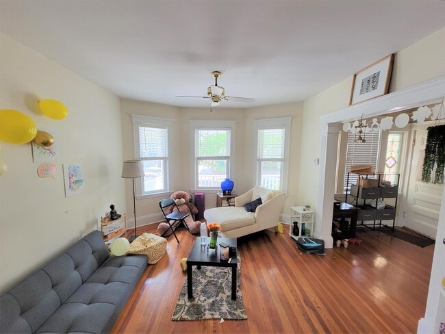 Building Photo - 31 Electric Ave Unit 1