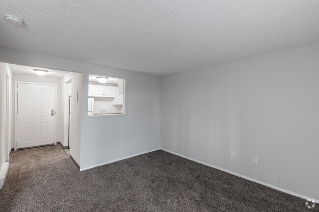 Studio (550sqft) - Living Area - Ridgefield Apartments