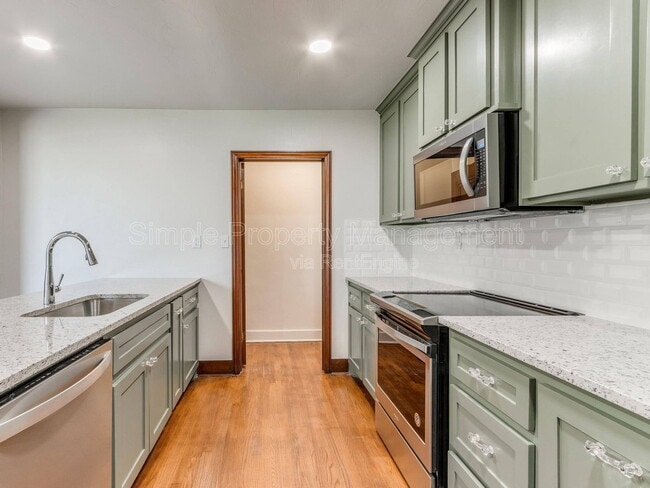 Photo - 2527 NW 16th St