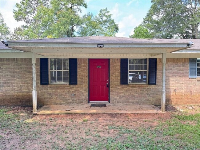 Photo - 19435 Gaston St