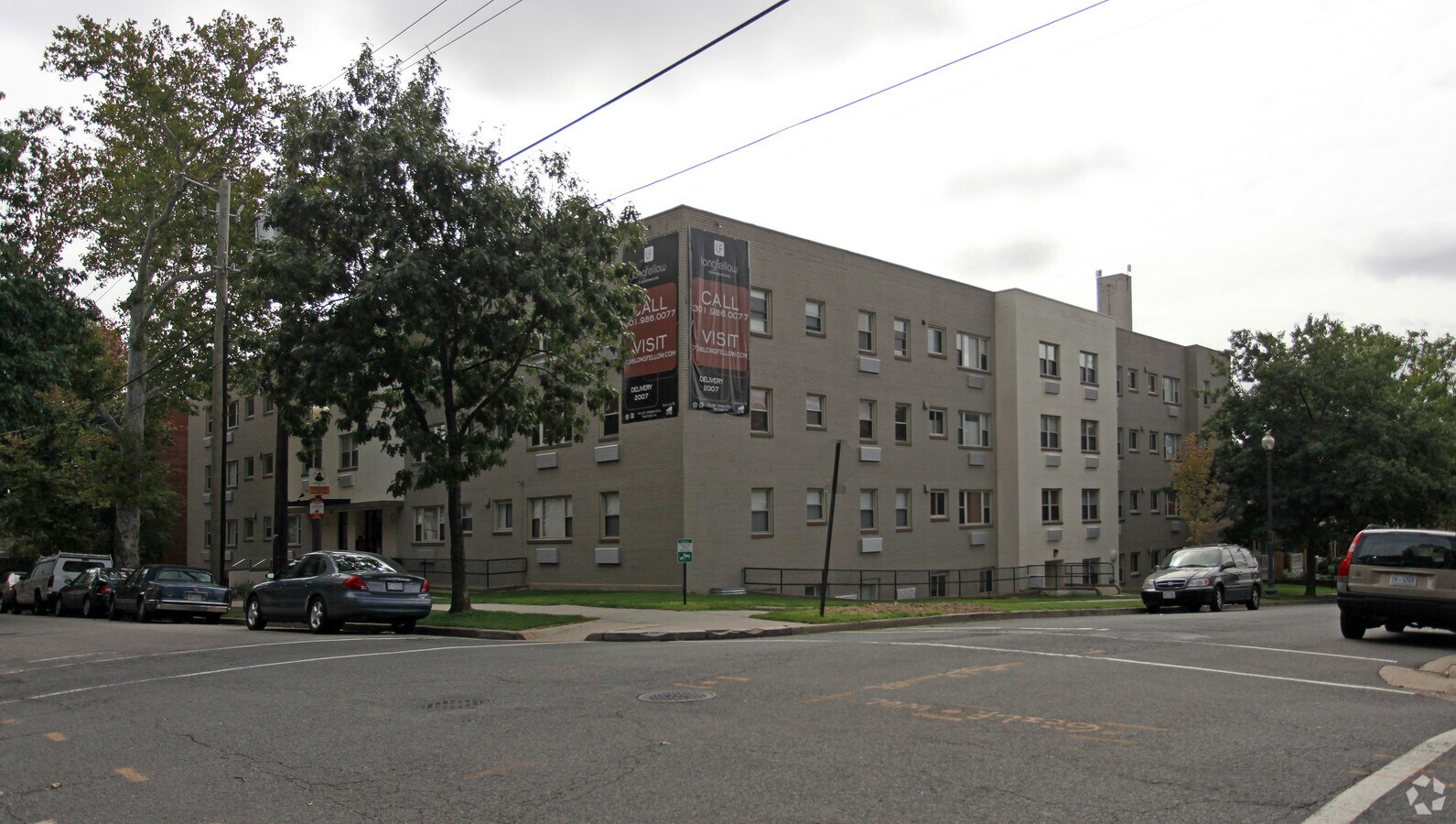 Foto principal - 738 Longfellow St NW