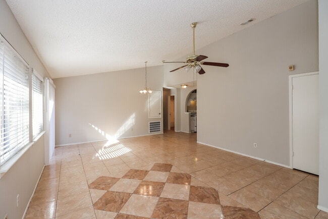 Photo - 17728 Northhagen Dr