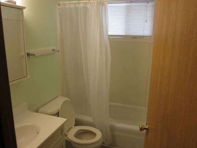 Photo - 1508 Woods Ave Unit .