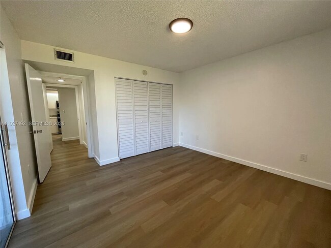 Photo - 8650 SW 212th St Unit 102