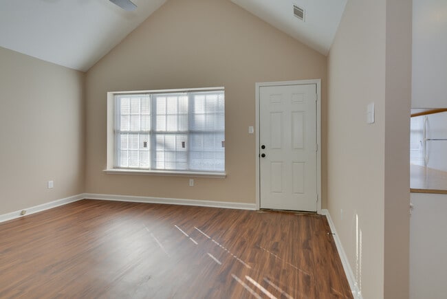 Photo - 3121 Church Rd
