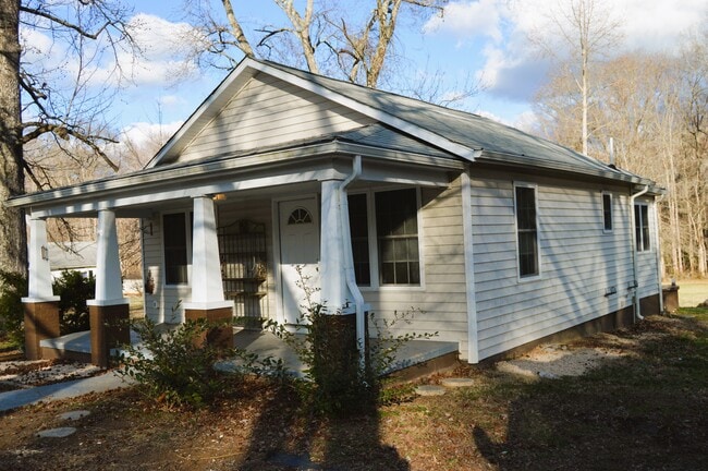Building Photo - 1814 Mountain View Rd