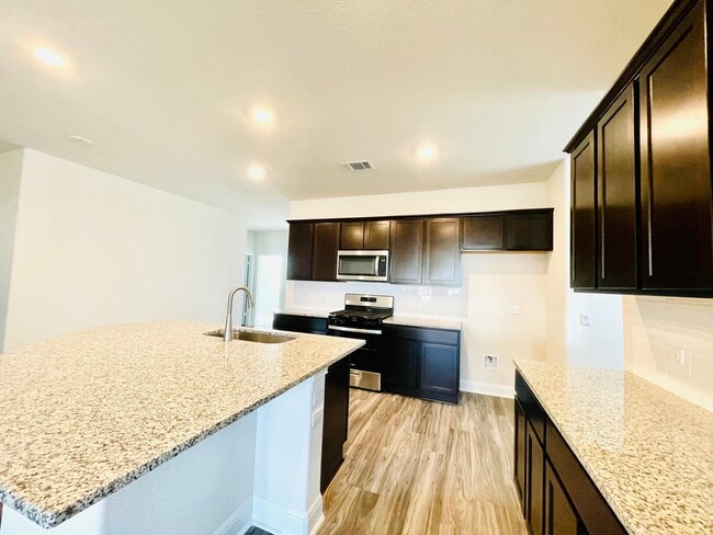 Photo - 18021 Umberto Dr