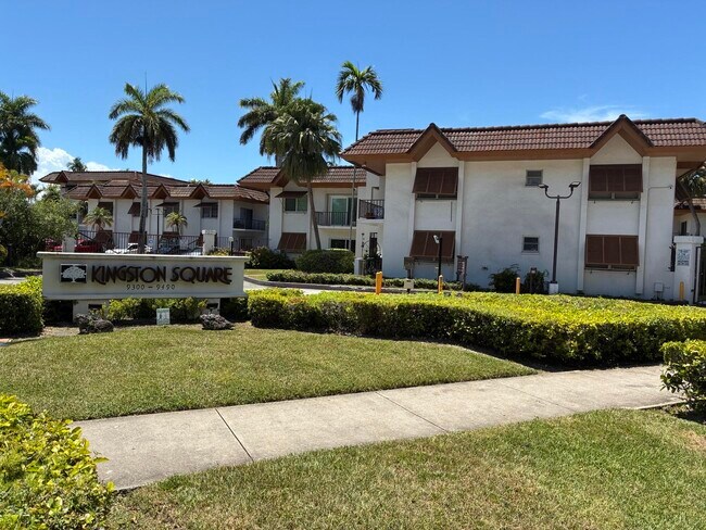 Building Photo - 9302 SW 77th Ave Unit B3 Rental