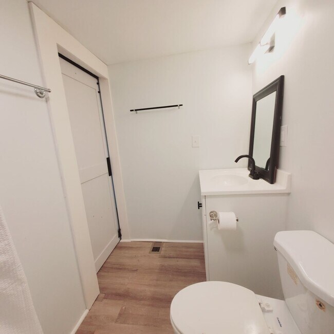 Photo - Charming 2Bed 2Bath Home for Rent!