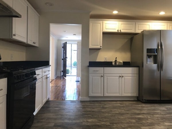 Building Photo - 58-60-60 Brackenbury St Unit 1