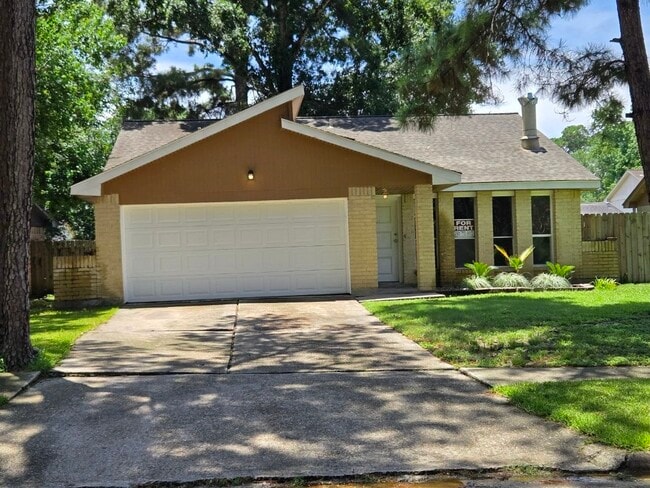 Building Photo - 7026 Foxfield Ln