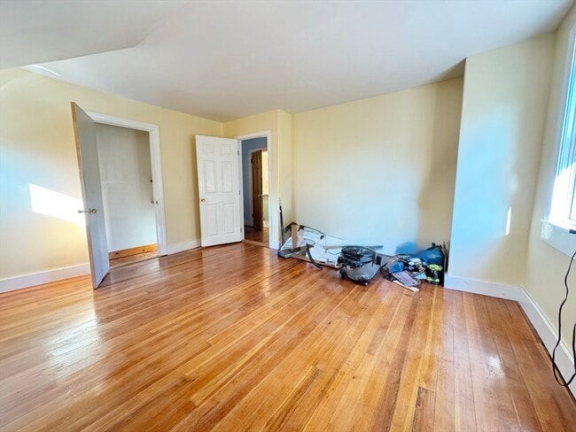 Photo - 563 N Washington St Unit B