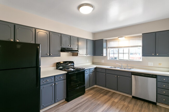 Photo - Park Crest Apartments