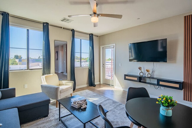 Photo - 777 E Stella Ln Unit ID1263059P