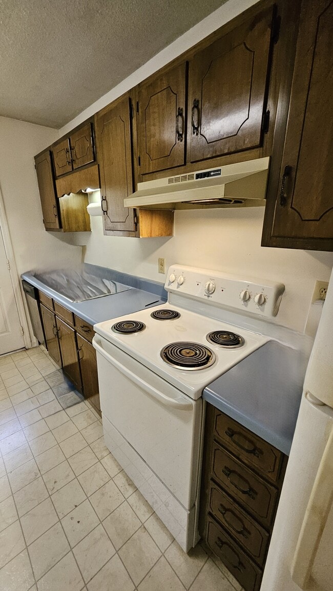 Photo - 4463 Ellis Cir NW Unidad # 2