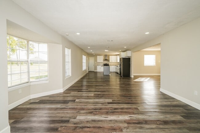 Photo - 5100 Goose Creek Dr