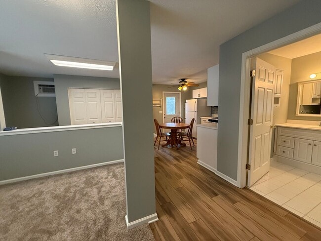 Photo - 5093 M-37 Unit Studio -C