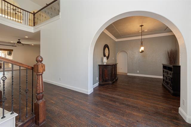 Photo - 408 Benwick Way