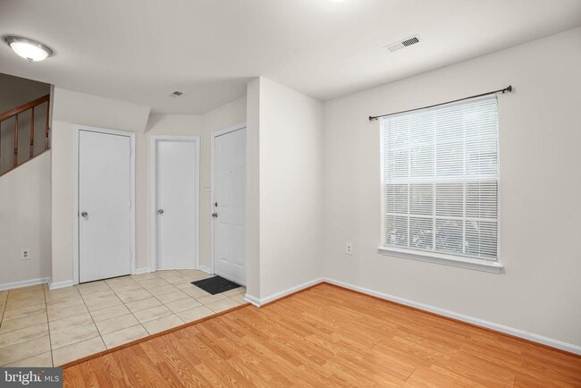 Photo - 502 Wind Ridge Dr