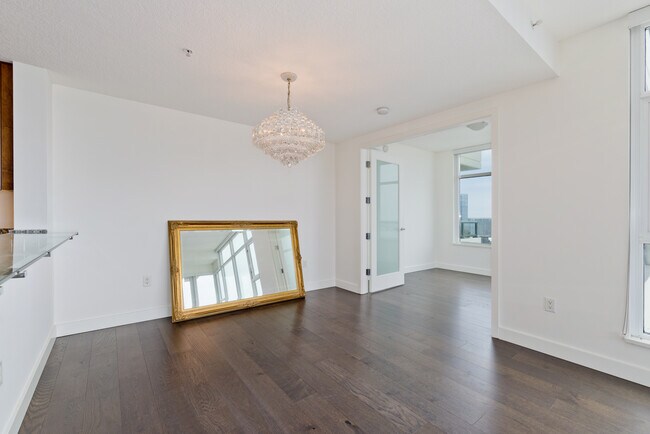 Photo - 1205 Pacific Hwy Unidad 2806