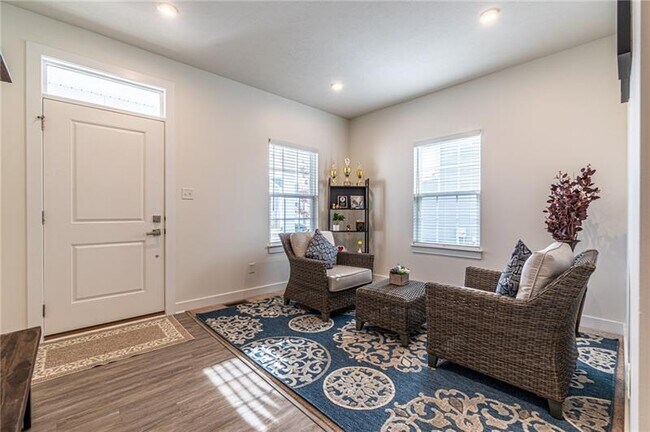 Photo - 466 Whitetail Mdws Trl