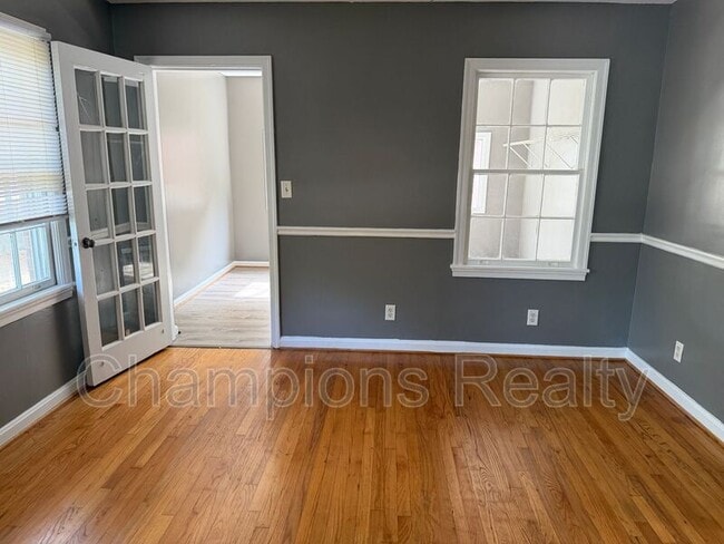 Photo - 127 Mc Cartha Dr