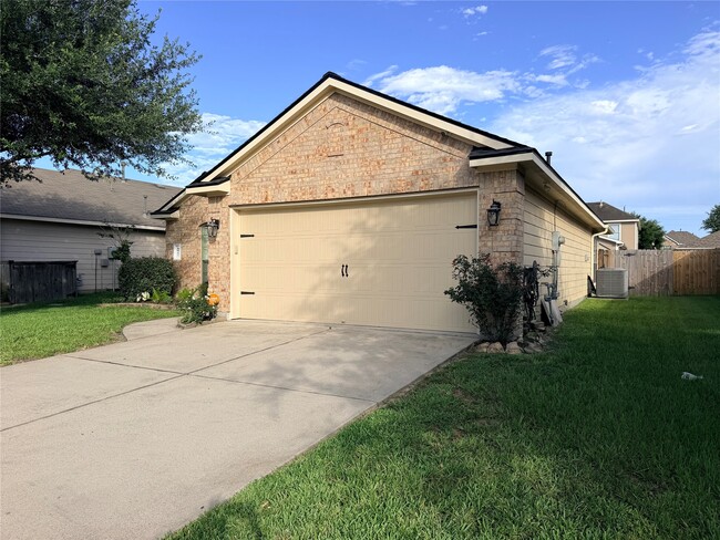 Photo - 1807 Emerson Ridge Dr