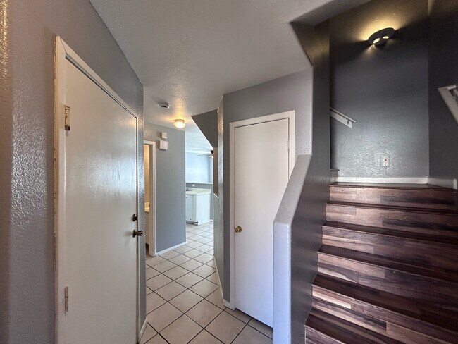 Photo - 2501 Sierra Luna Ave