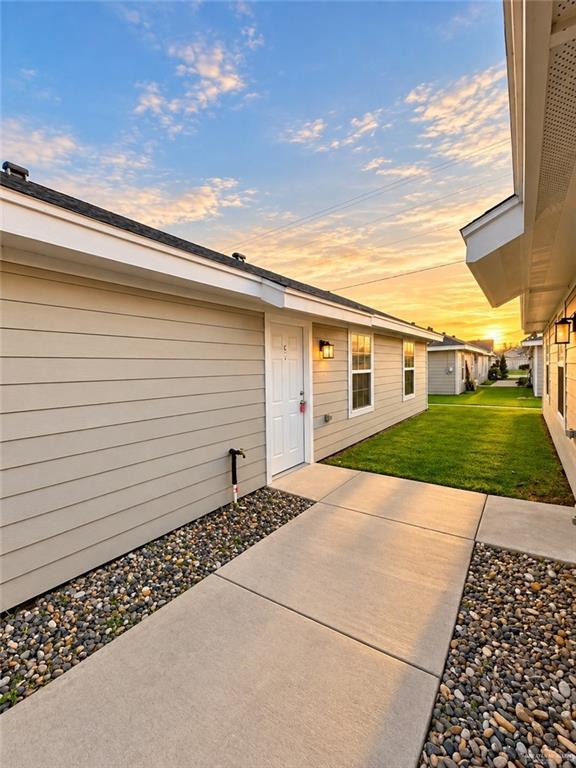 2219 Northridge Ave Unit B