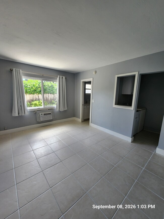 Standing in main room facing kitchen & bathroom - 508 NE 23rd St Unit 508 NE 23rd Street Wilton Manors Florida